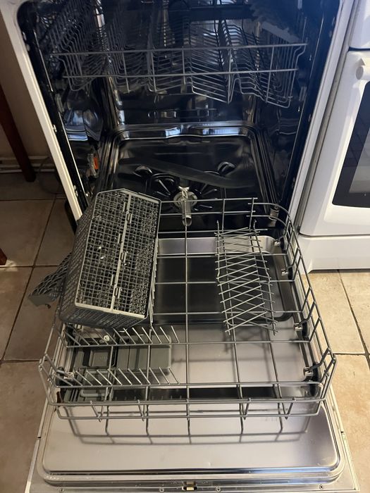 Съдомиялна машина AEG