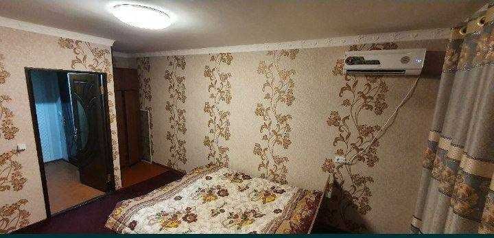 Сдается 2х комнатная квара на  3этаже Ориентир 6 микрорайон Тожмахал