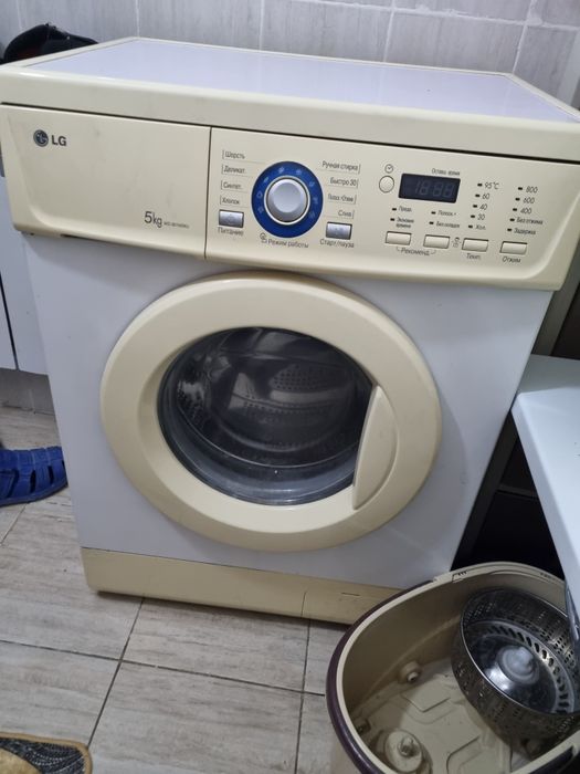 Продам стиральная машина LG 5кг