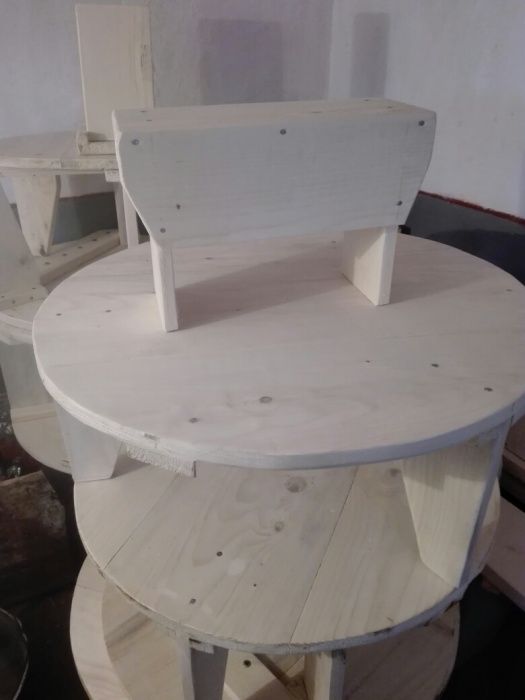 Mese lemn cu doua scaune