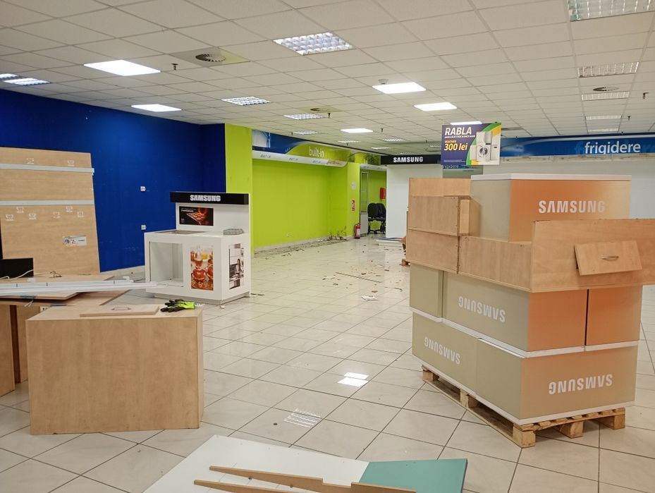 Debarasări complete cu manipulanți, mutări, Transport marfă