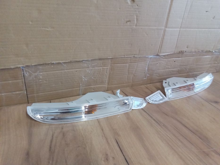 Semnal alb bara fata stanga/dreapta VW Passat CC 2008-2012