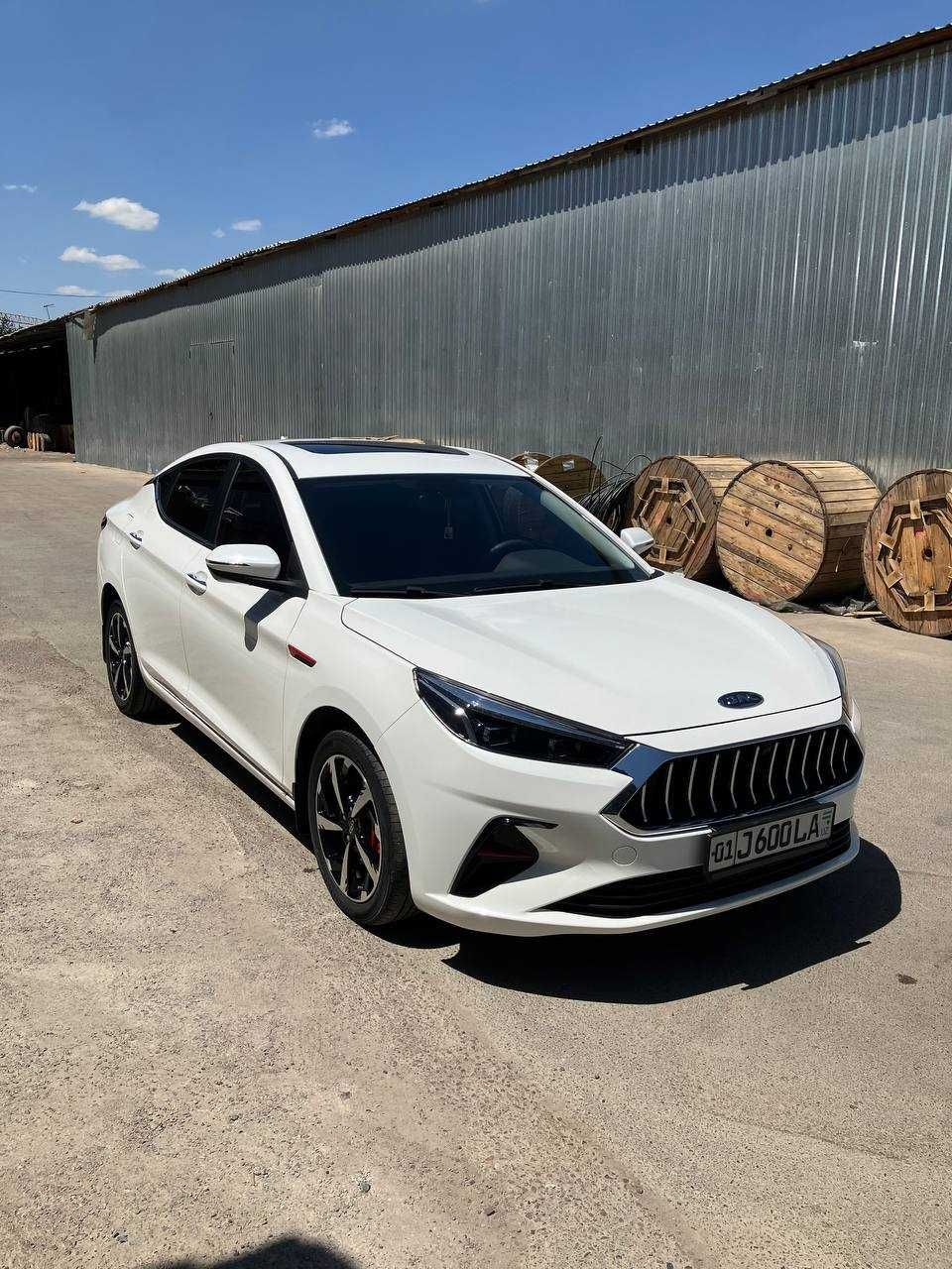 Jac J7 2022 | 1.5T | Белый | Redline | Один владелец | Без ДТП