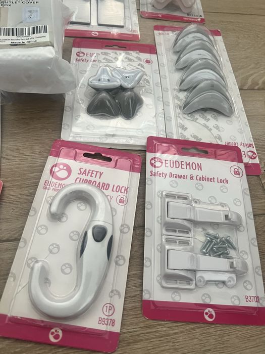 Pachet generos de produse de siguranta pentru bebelusi