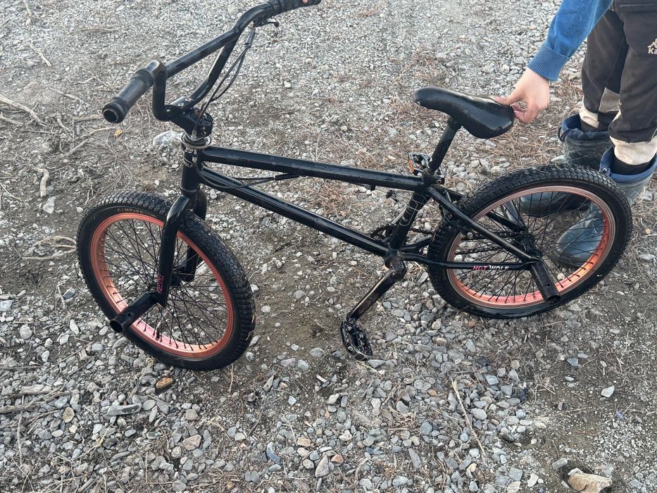 продаю BMX HotWolf