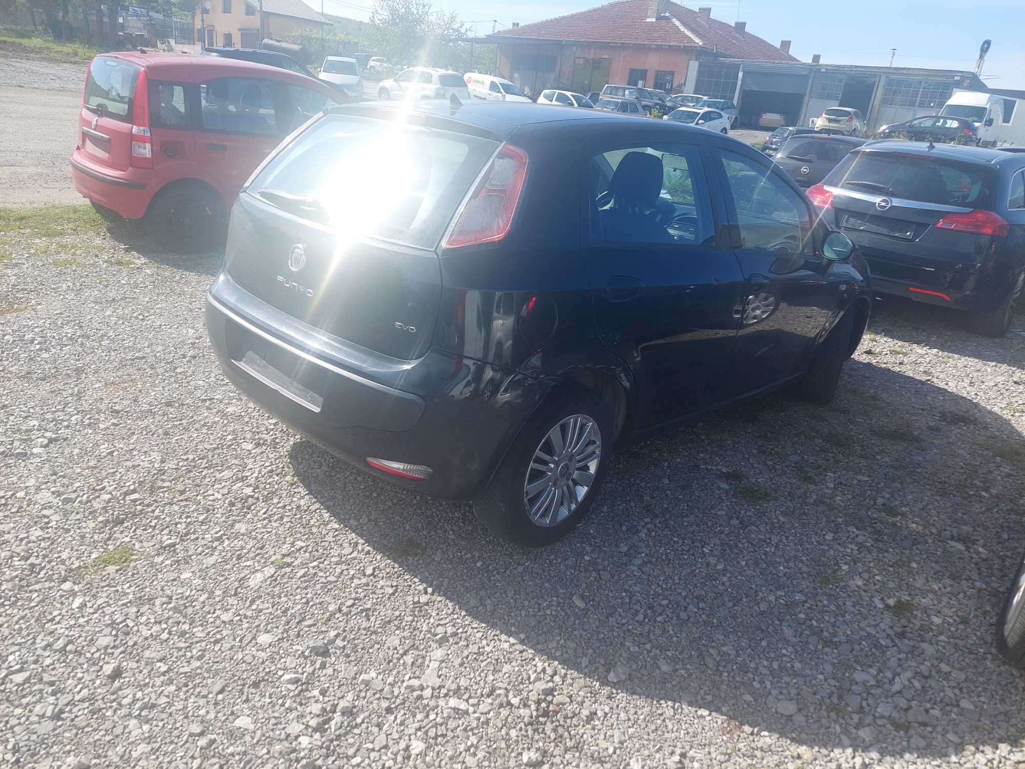 Fiat Grande Punto 1,3 mjti , Фиат Гранде Пунто Ево на части!
Ноем 2011