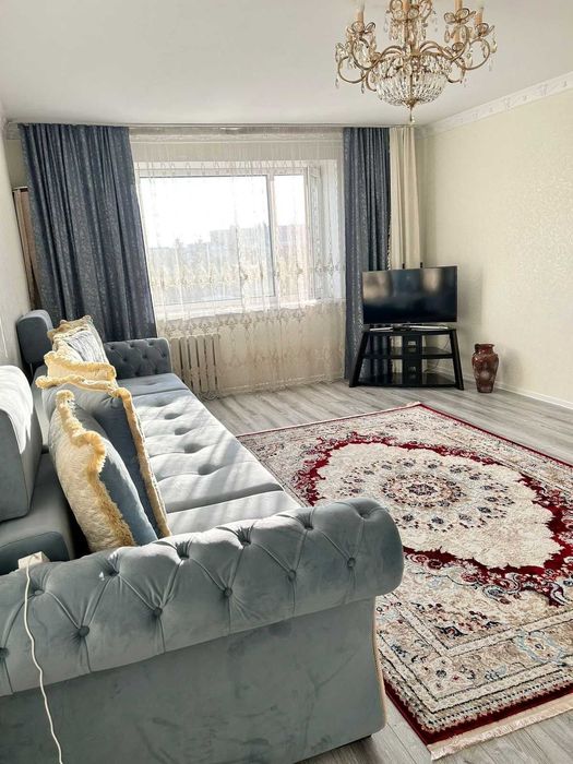 2 комнатная квартира в районе каз. театра