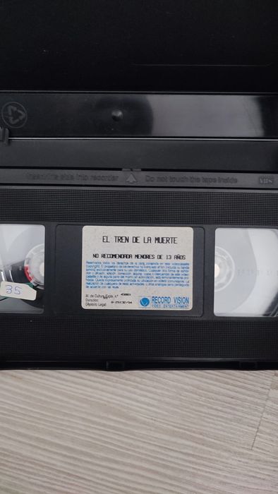 Vand VHS Trenul Mortii cu Pierce Brosnan in limba spaniola