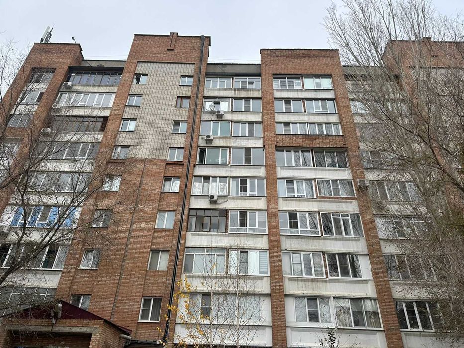 2х, КШТ, Сатпаева, 4, 5 этаж, 2002г.п., лоджия, 52м2