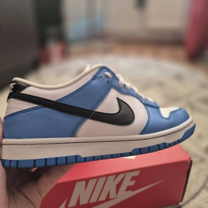 Adidasi Nike Dunk Low