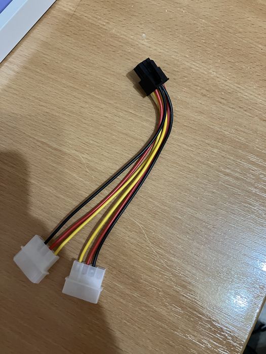 Переходник 6-pin для видеокарты