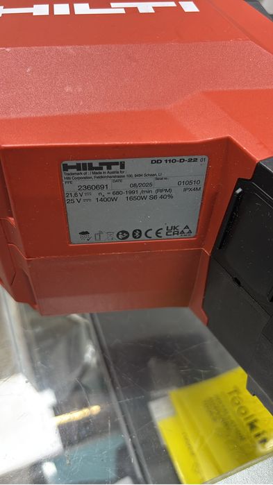 HILTI carota  DD 110-D-22 nou tot ce este in poza