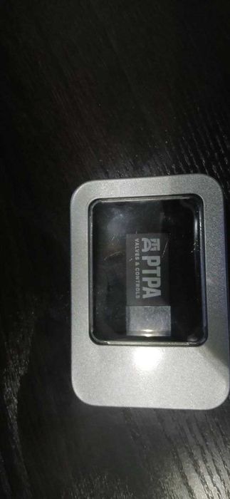 продаю флешку на 16 гб