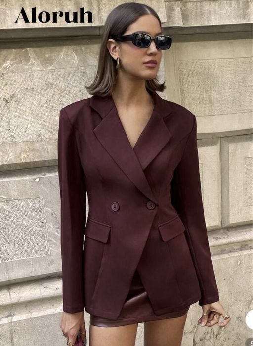 Сако цвят бордо и чанта подарък