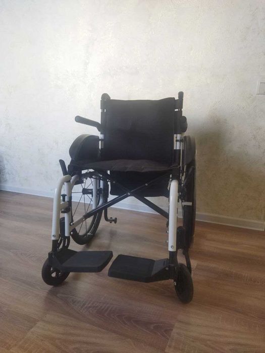 Инвалидная коляска