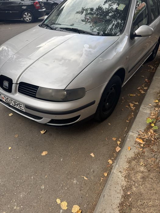 Seat leon………………,