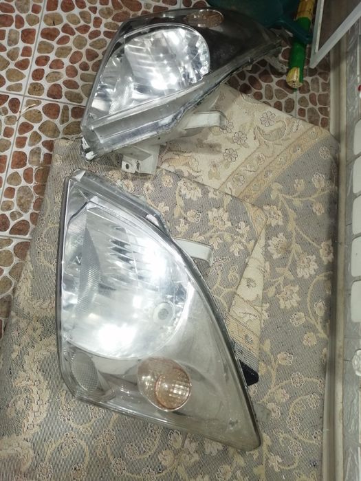 Продам Фары на Прадо 120