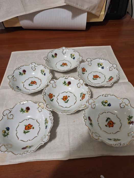 6 Boluri de portelan