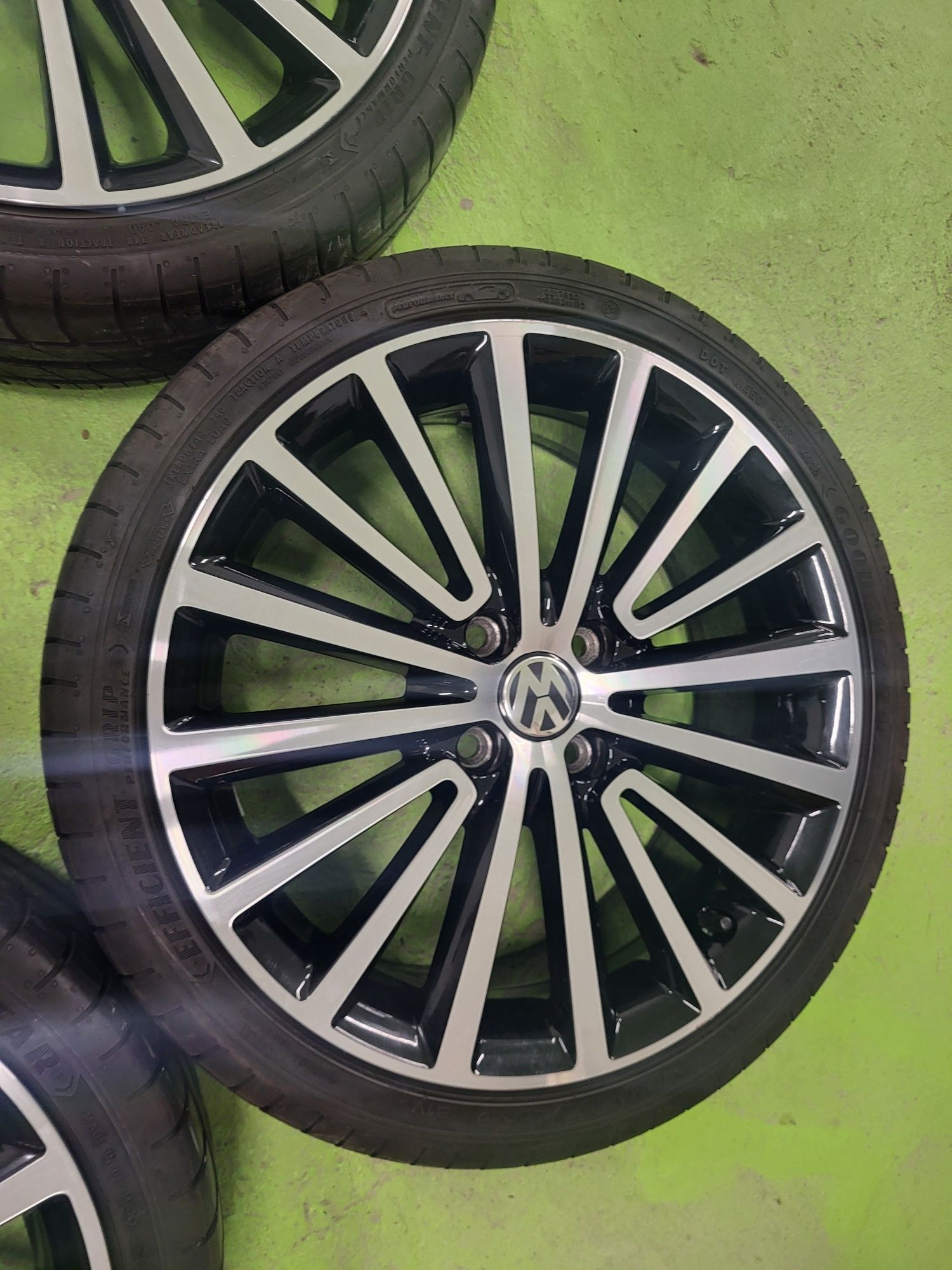 17 4x100 Vw Up лети джанти 195/40/17 4х100