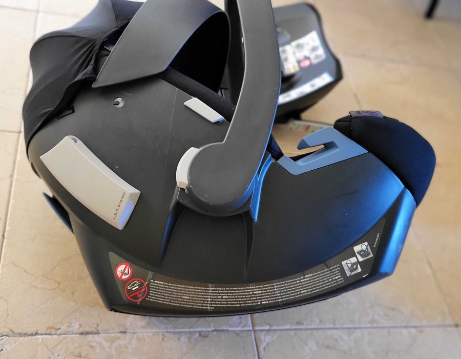 Бебешко столче за кола Cybex aton 5 + изофикс база Cybex Aton Base2Fix