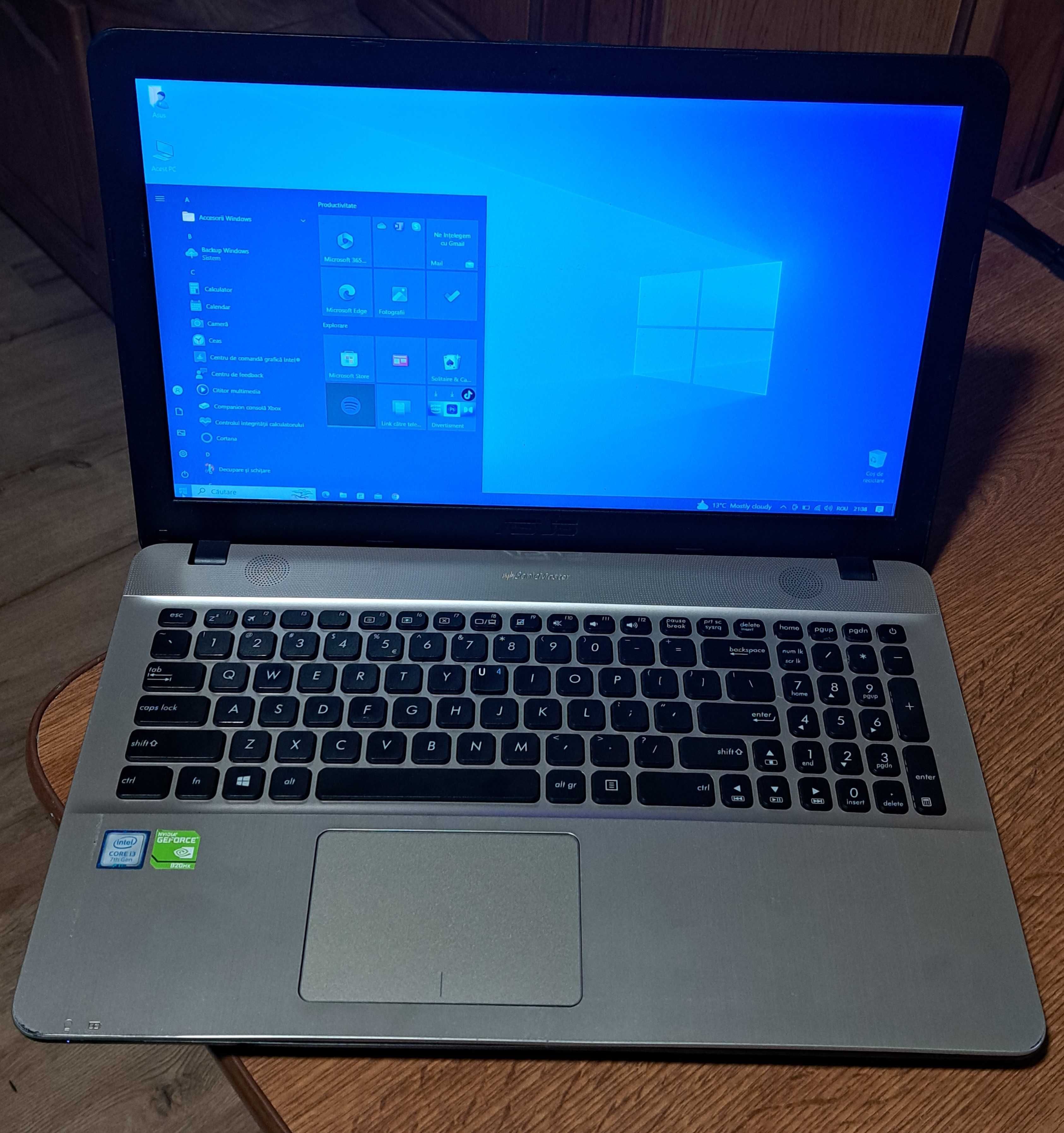 Laptop Asus A541U, Intel i3 gen7,cu 8GBde RAM si 1Terra ROM