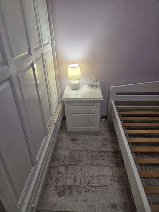 Продавам обзавеждане за спалня