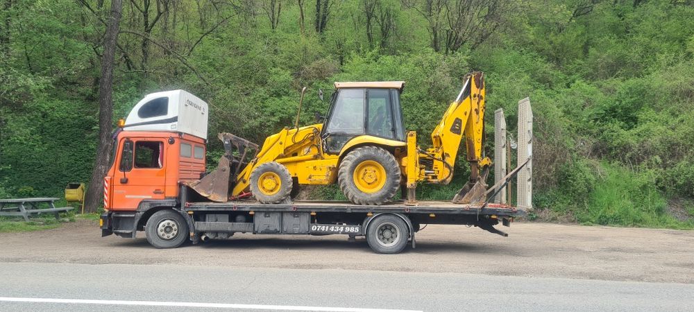 Tractari auto platforma transport utilaje trailer slep recovery