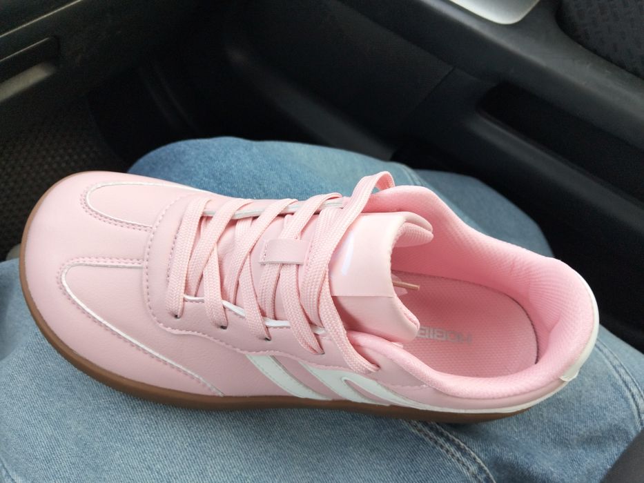 Босоногая женская  обувь