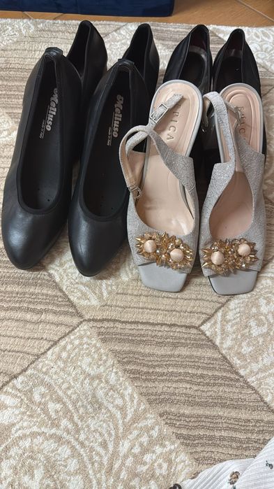 Vand sandale tip pantofi