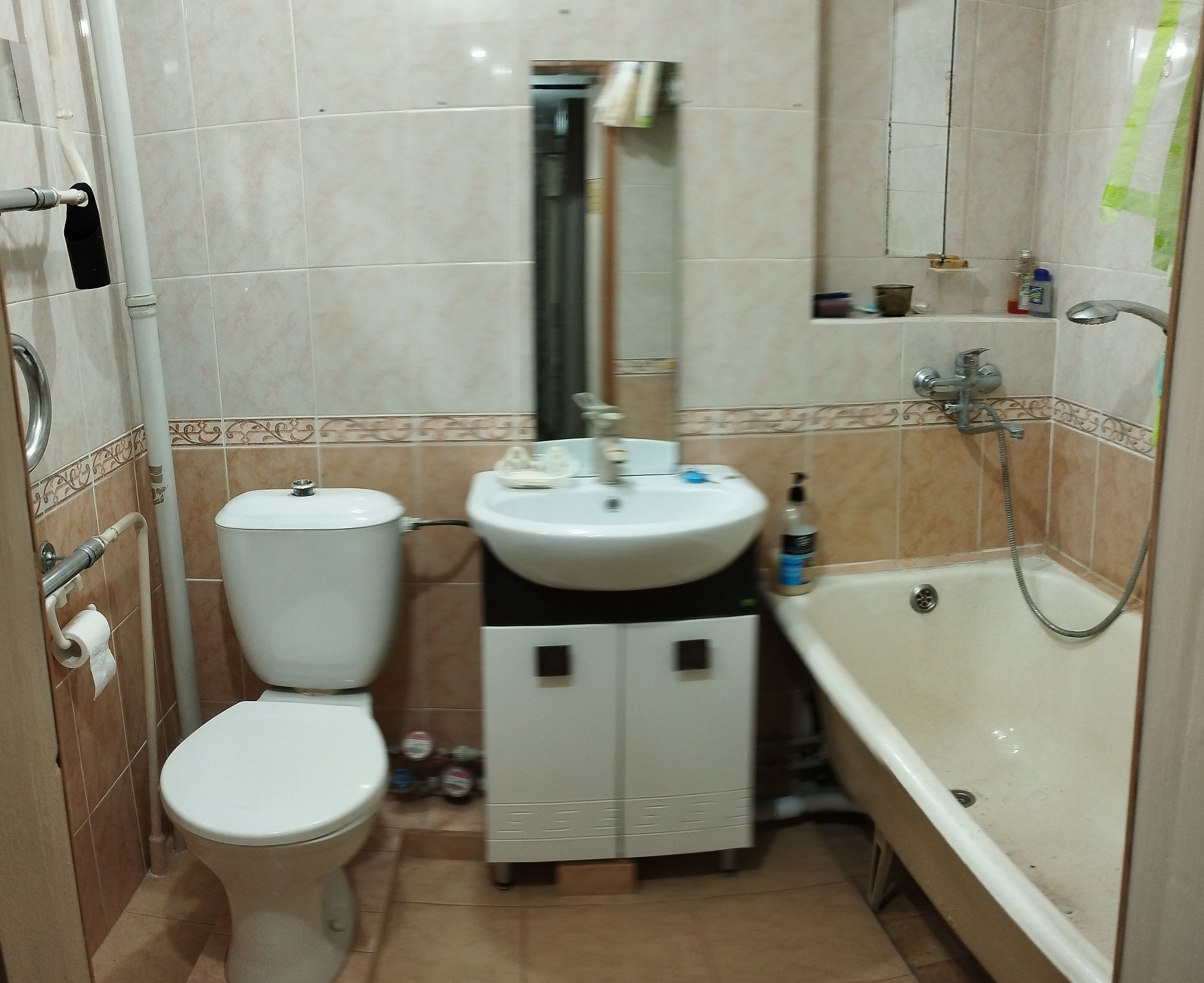 Продам 2хкомнатную квартиру в центре