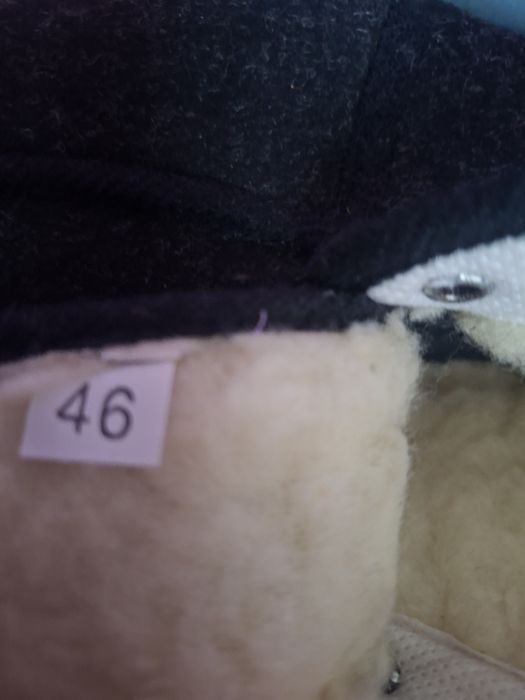 Vând Botosi cu Blanita Mărimea 46 Noi