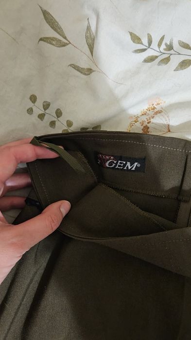 Подарявам офис пола хс-с