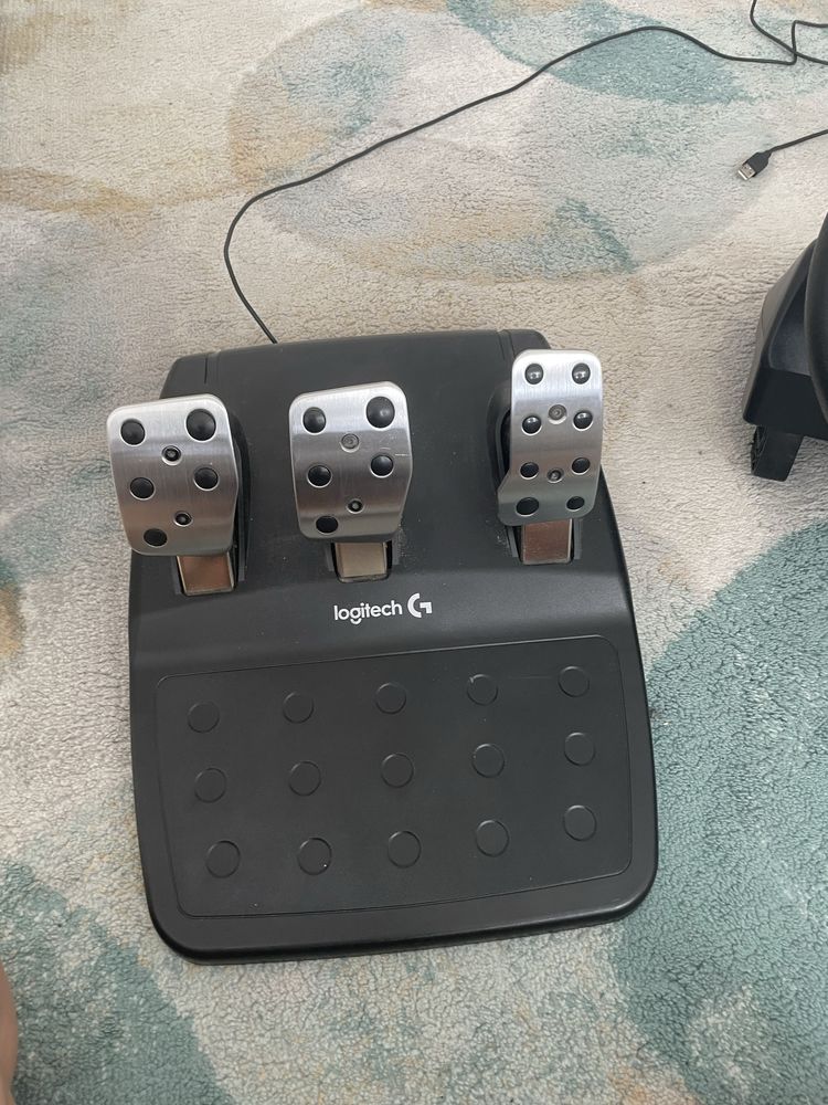 Volan Logitech G29 + Logitech Driving Force Shifter + F1 modification