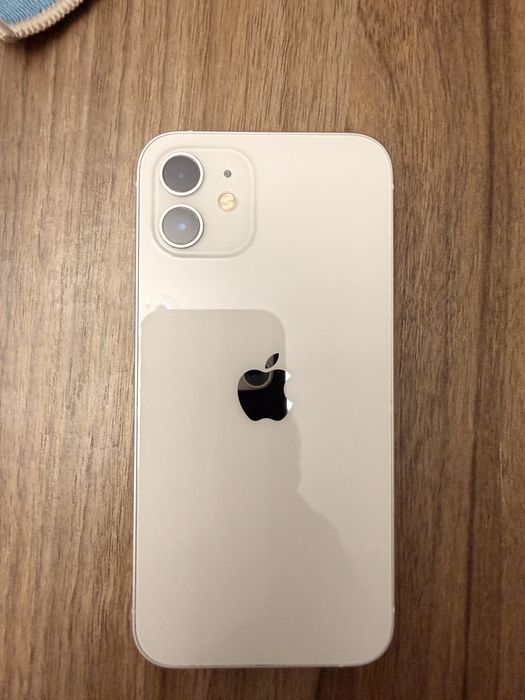 iPhone 12 128GB — отличное состояние, iOS 18.7.1, Face ID работает