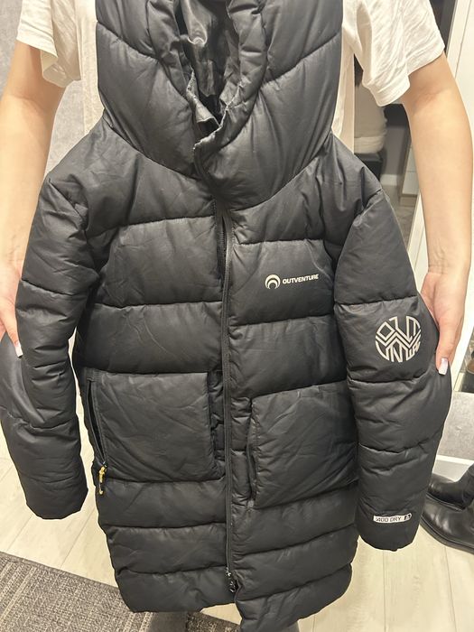 Продам зимнюю куртку детскую на мальчика