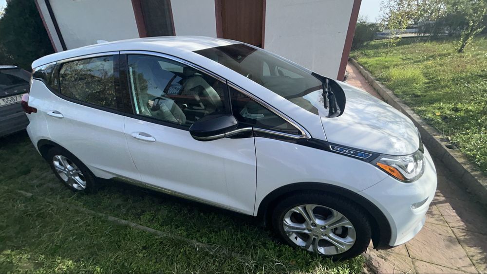 Продавам електрически Chevrolet Bolt EV
