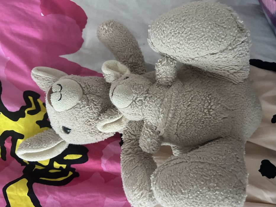 плюшена играчка кенгуру