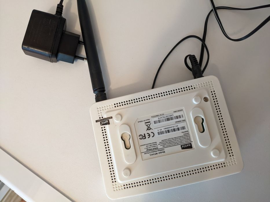 Vând router NETIS WF2411