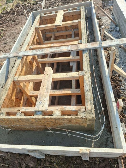 Cavouri din beton armat
