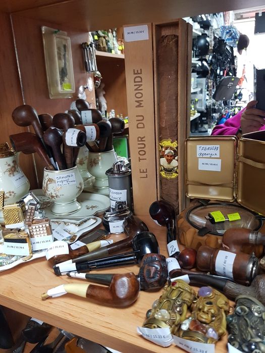 Най-различни модели за палки лули пепелници и други