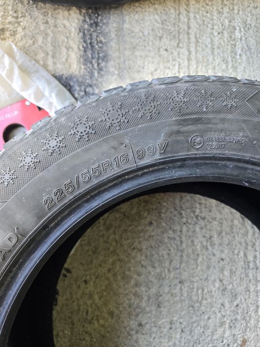 Зимни гуми 225/55/16 lassa