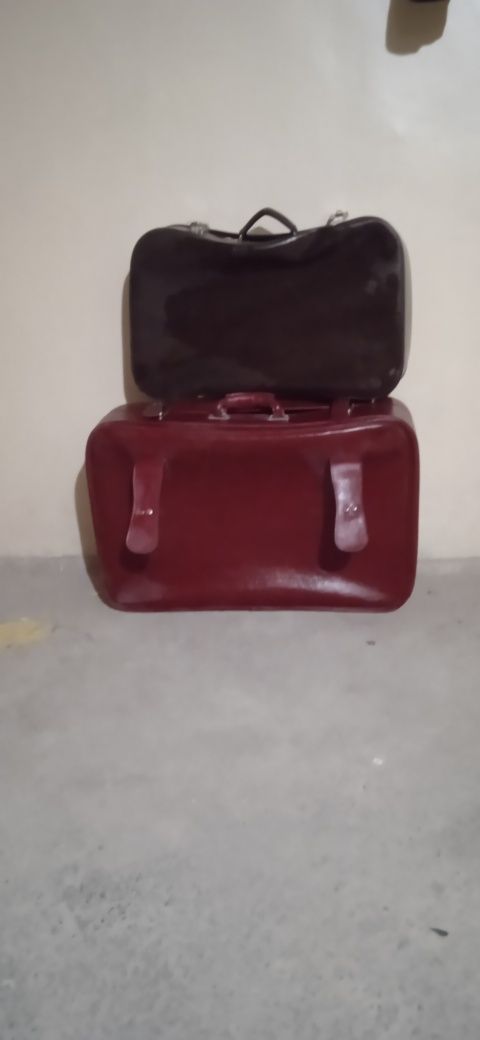 2 Buc Valize/valiză culoare  maro si negru