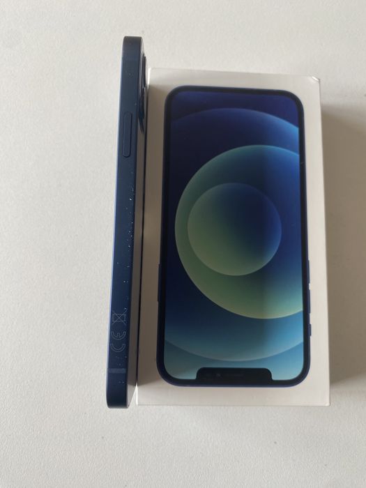 iPhone 12 В отлично състояние