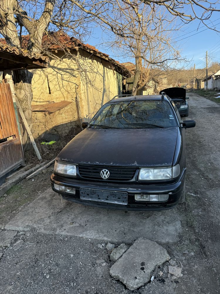 VW passat b4 1.8i САМО НА ЧАСТИ