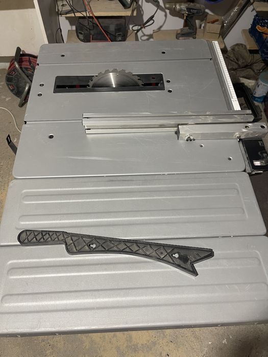 Vand Circular Panzer 2000w
