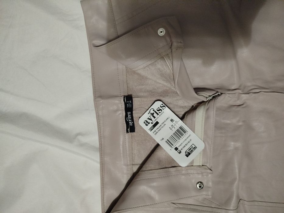 Двойка женский кожа утеплёный туретский продаю