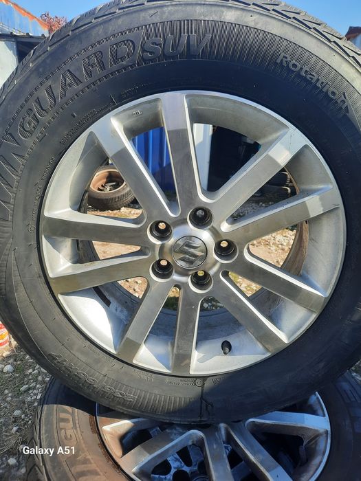 Ляти джанти с гуми 5×114.3 СУЗУКИ ВИТАРА, 17цола