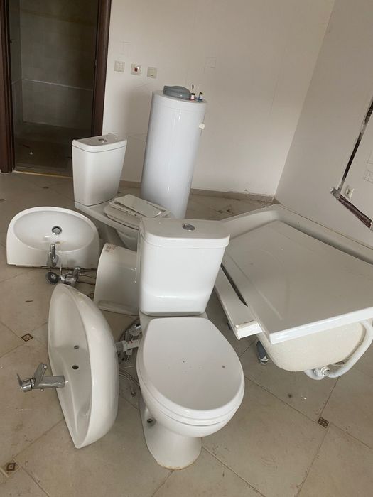 Тоалетни чинии, Мивки,