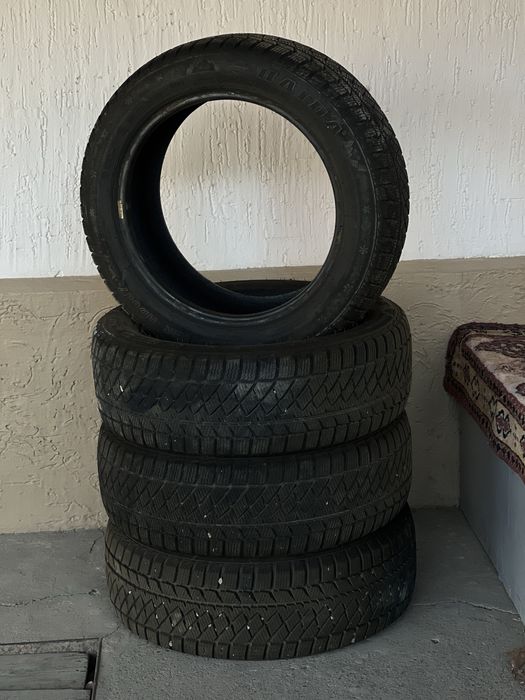 Продам зимний шины