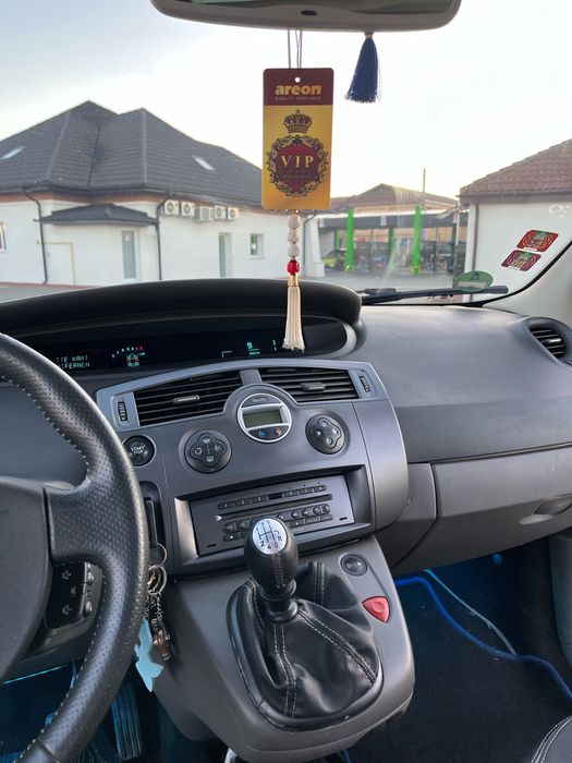 Renault Grand Scenic 2